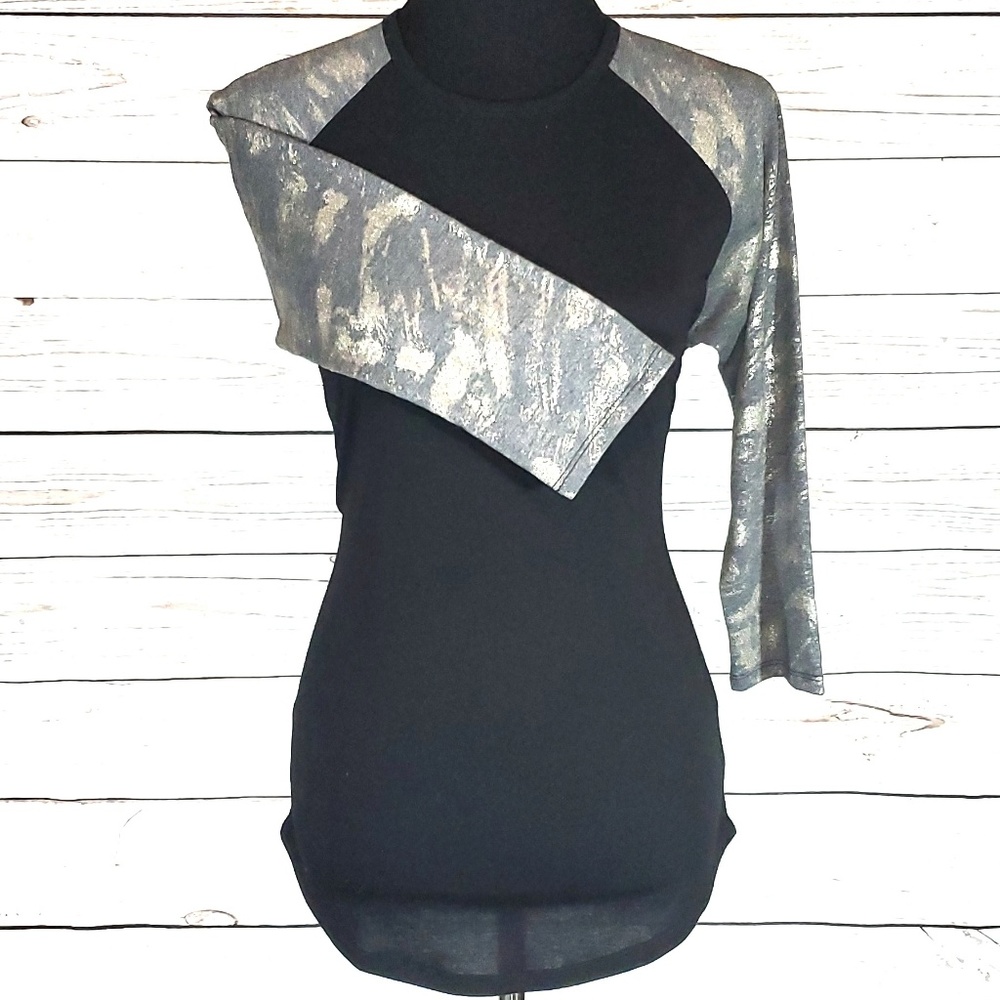 Gorgeous Gold Foil LuLaRoe Elegant Randy Top S